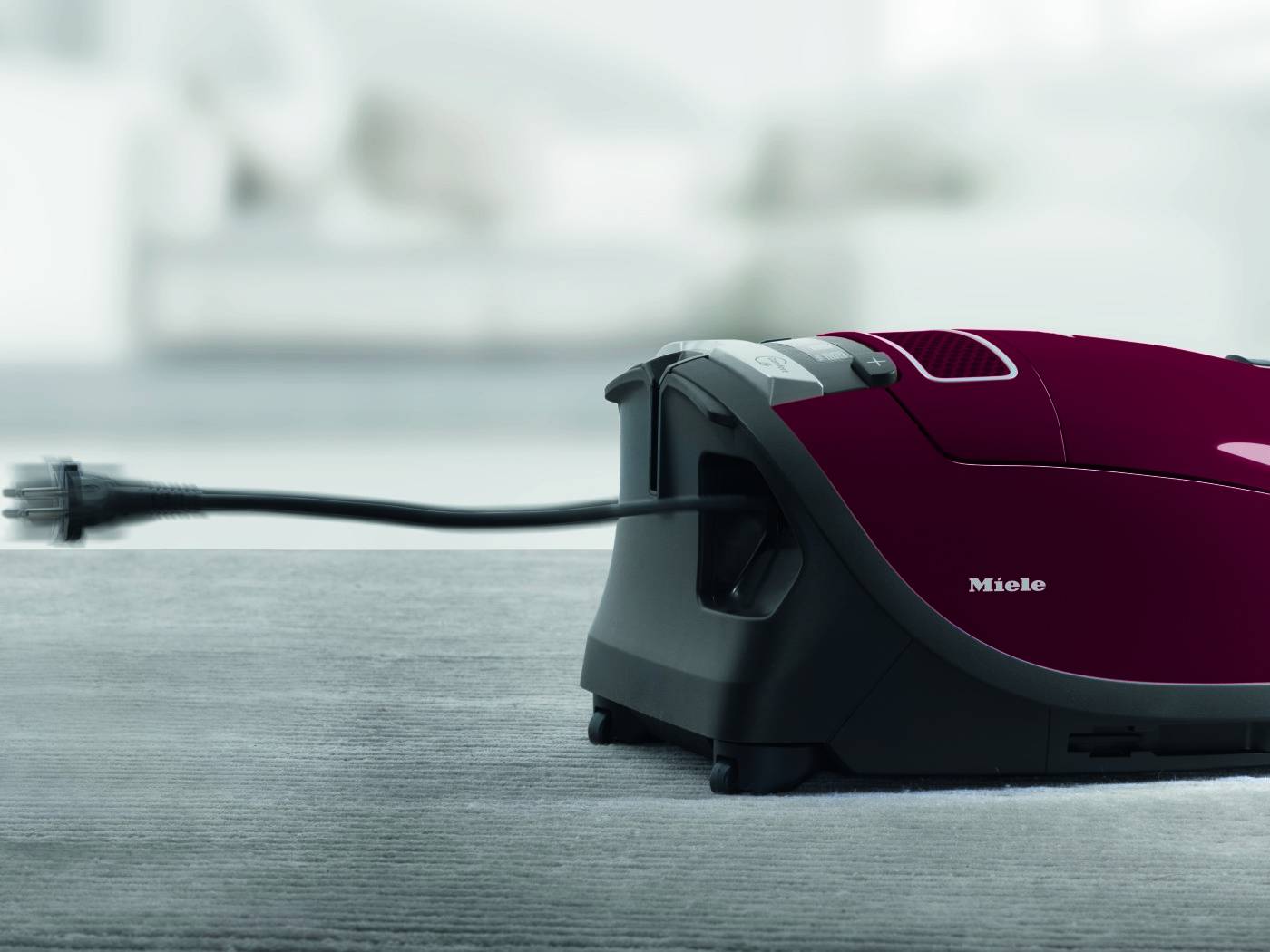 Miele C3 Tayberry Vacuum Limited Edition | Vacuums | Miele